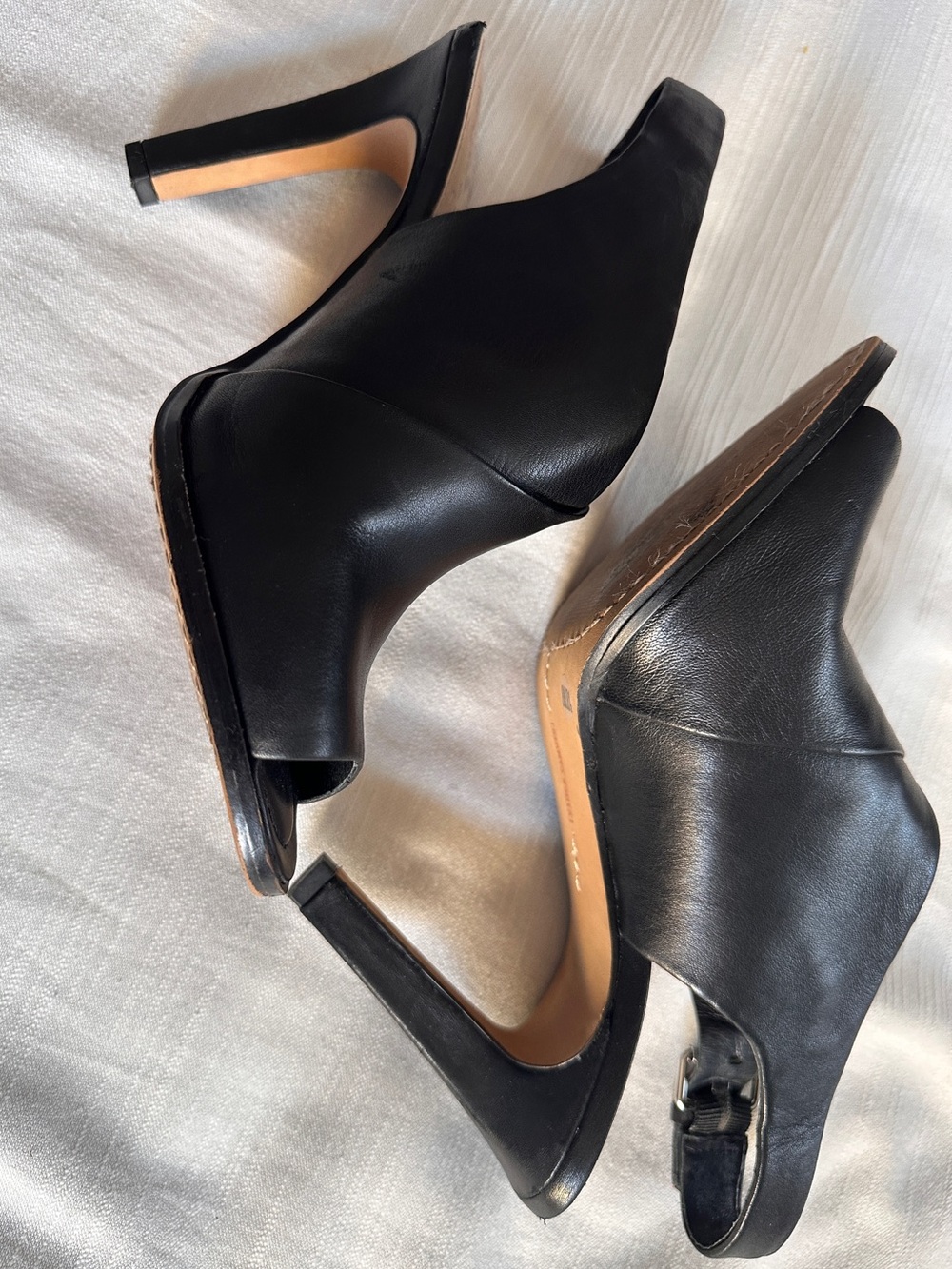 VINCE CAMUTO “Ledinla” Soft Black Leather Peep Toe Slingback Sandals | 8 - Picture 12 of 13